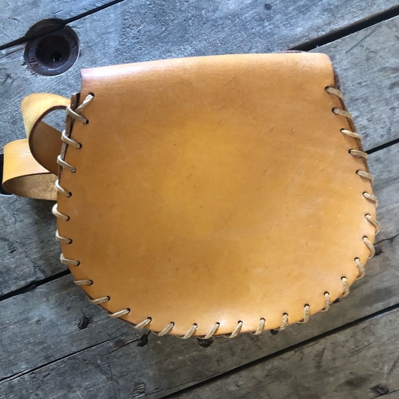Vintage handmade leather bag - Picture 2 of 5